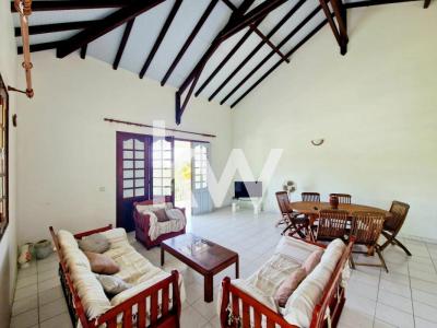 Acheter Maison Terre-de-bas 368740 euros