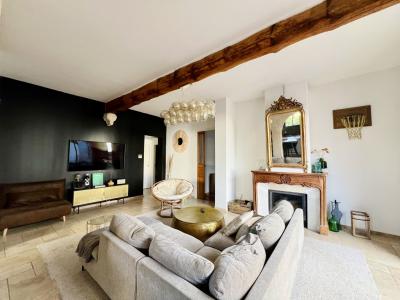 For sale  2 KILOMTRES DES PLAGES 7 rooms 195 m2 Herault (34450) photo 0