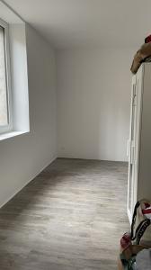 For sale A PROXIMIT DE LA GARE 2 rooms 46 m2 Puy de dome (63300) photo 3