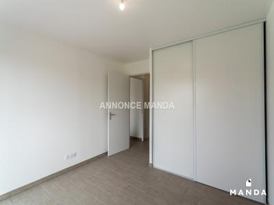 For rent Villenave-d'ornon 2 rooms 42 m2 Gironde (33140) photo 2