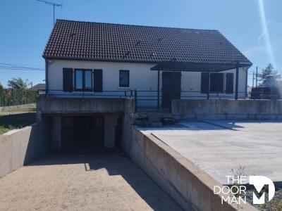 For sale Reuilly 4 rooms 90 m2 Indre (36260) photo 1