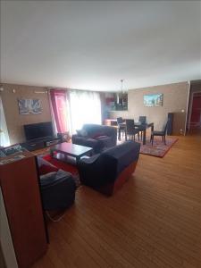 Annonce Location 5 pices Appartement Courbevoie 92