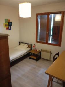 For rent Pessac 1 room 11 m2 Gironde (33600) photo 2
