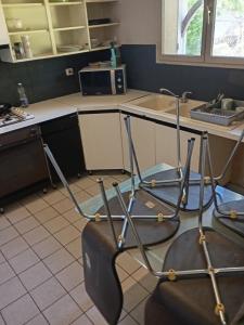 For rent Pessac 1 room 11 m2 Gironde (33600) photo 2