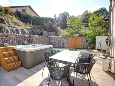 For sale Saint-genest-lerpt 6 rooms 147 m2 Loire (42530) photo 1