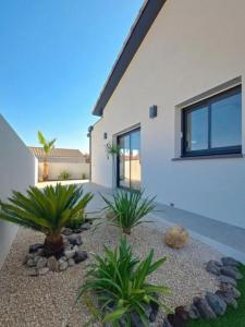 For sale Bassan 4 rooms 95 m2 Herault (34290) photo 1
