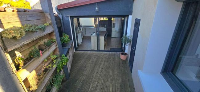 For sale Perigueux 6 rooms 163 m2 Dordogne (24000) photo 1