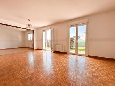 For sale Saint-etienne-de-montluc 6 rooms 124 m2 Loire atlantique (44360) photo 1