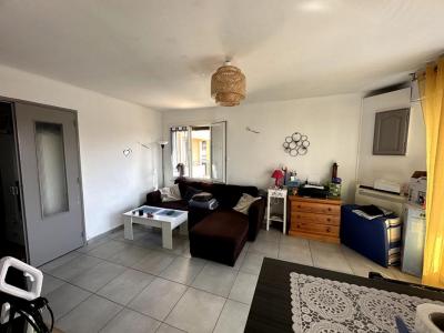 For rent Salon-de-provence 2 rooms 44 m2 Bouches du Rhone (13300) photo 3