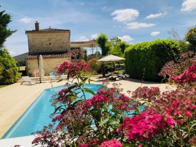 For sale Agen 8 rooms 300 m2 Lot et garonne (47000) photo 2