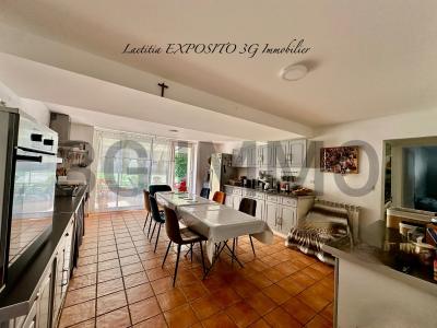 For sale Laudun 9 rooms 220 m2 Gard (30290) photo 1