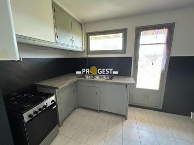 Louer Appartement Aubagne 848 euros