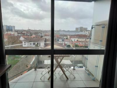 For rent Bordeaux 1 room 17 m2 Gironde (33000) photo 2