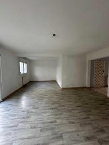 Louer Maison Pont-sainte-marie 939 euros