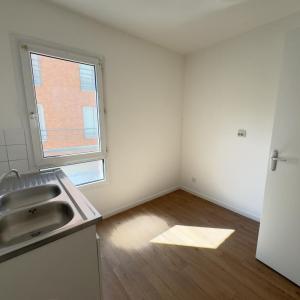 For rent Serifontaine 2 rooms 51 m2 Oise (60590) photo 2