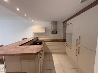 For sale Lyon-7eme-arrondissement 4 rooms 87 m2 Rhone (69007) photo 2