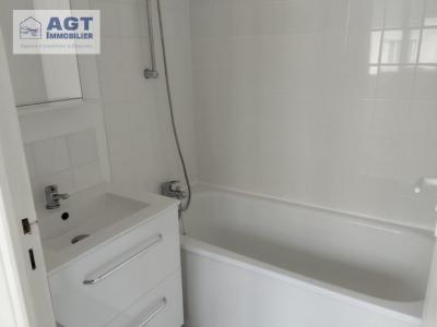 For rent Beauvais 2 rooms 45 m2 Oise (60000) photo 4