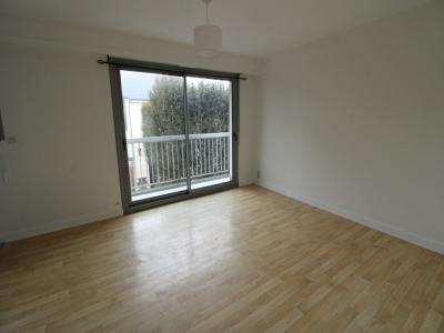 For rent Nantes 1 room 29 m2 Loire atlantique (44100) photo 1