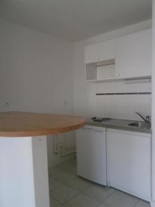 For rent Nantes 2 rooms 40 m2 Loire atlantique (44300) photo 3