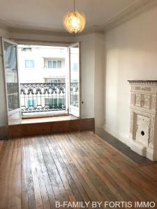 For sale Paris-15eme-arrondissement 2 rooms 40 m2 Paris (75015) photo 0