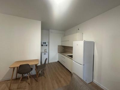 For rent Lyon-3eme-arrondissement 2 rooms 37 m2 Rhone (69003) photo 3