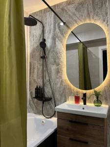 For rent Paris-18eme-arrondissement 1 room 29 m2 Paris (75018) photo 2
