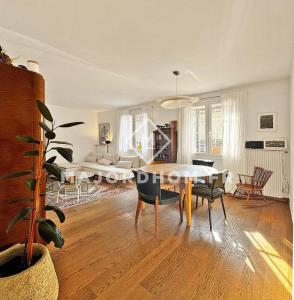 For sale Marseille-7eme-arrondissement 3 rooms 75 m2 Bouches du Rhone (13007) photo 0