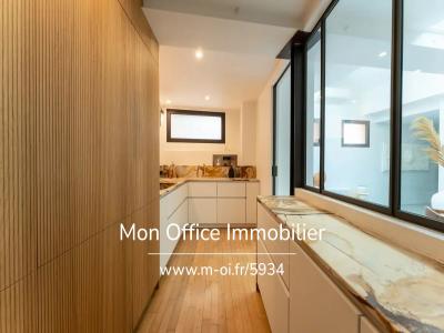 Acheter Appartement 140 m2 Beaurecueil