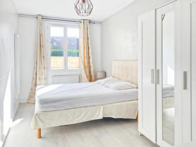 For sale Evreux 5 rooms 64 m2 Eure (27000) photo 2