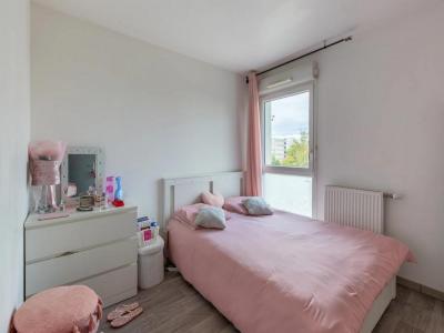 For sale Venissieux 4 rooms 83 m2 Rhone (69200) photo 3