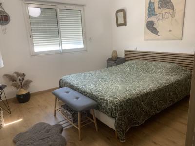 For sale 3 rooms 65 m2 Herault (34300) photo 2