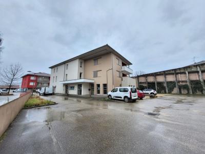 For sale BOURG ZONE BUS 2 rooms 51 m2 Ain (01440) photo 0