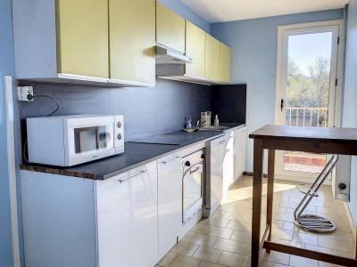 For sale CROIX ROUGE 3 rooms 68 m2 Bouches du Rhone (13013) photo 3
