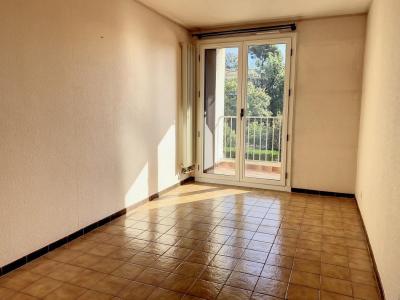 For sale CROIX ROUGE 3 rooms 68 m2 Bouches du Rhone (13013) photo 4