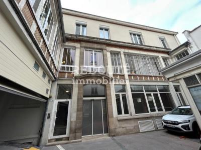 For rent Reims 189 m2 Marne (51100) photo 0