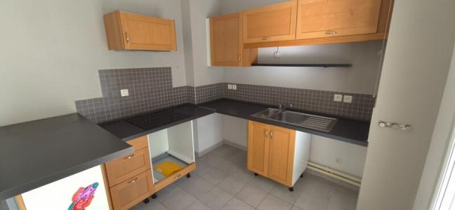 For rent Istres Istres 3 rooms 62 m2 Bouches du Rhone (13800) photo 2