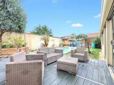 For sale Cholet 7 rooms 166 m2 Maine et loire (49300) photo 1