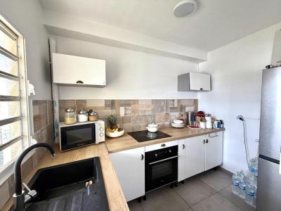 For sale Baie-mahault 4 rooms 85 m2 Guadeloupe (97122) photo 4