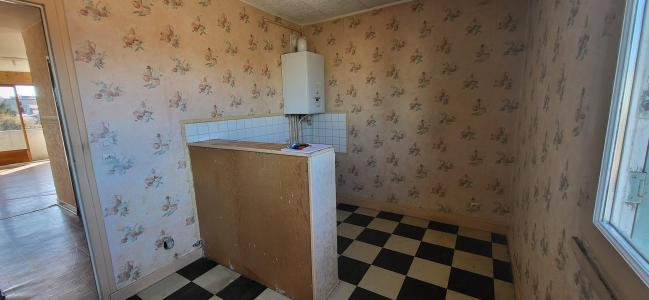 For sale Riom 2 rooms 48 m2 Puy de dome (63200) photo 3
