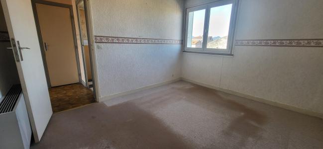 For sale Riom 2 rooms 48 m2 Puy de dome (63200) photo 4