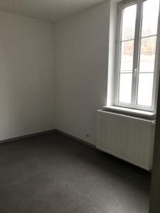 For rent Wingen-sur-moder 3 rooms 66 m2 Bas rhin (67290) photo 2