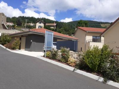 Louer Appartement 86 m2 Vanosc
