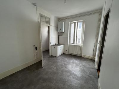For rent Villeurbanne 2 rooms 40 m2 Rhone (69100) photo 4