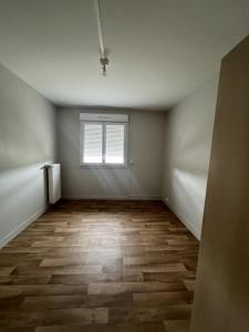 For rent Pont-sur-yonne 2 rooms 44 m2 Yonne (89140) photo 2