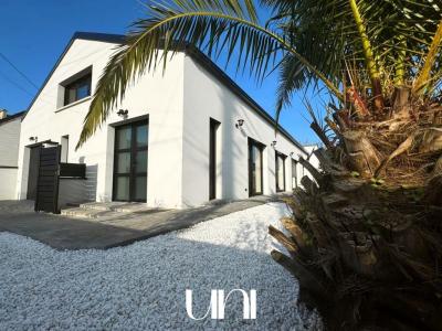 For sale Caen 4 rooms 149 m2 Calvados (14000) photo 1