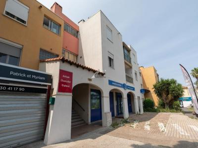 For sale Agde 4 rooms 82 m2 Herault (34300) photo 1