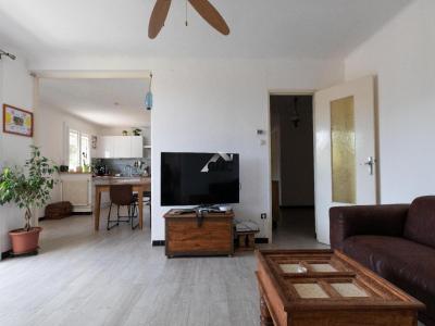 For sale Agde 4 rooms 82 m2 Herault (34300) photo 2