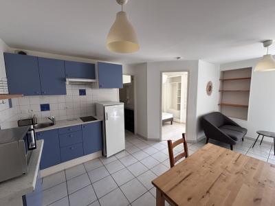 Louer Appartement 28 m2 Charbonnieres-les-bains