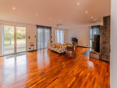 For sale 7 rooms 218 m2 Moselle (57520) photo 4