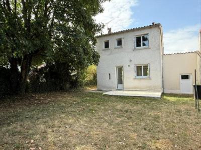 For sale 5 rooms 78 m2 Charente (16700) photo 1